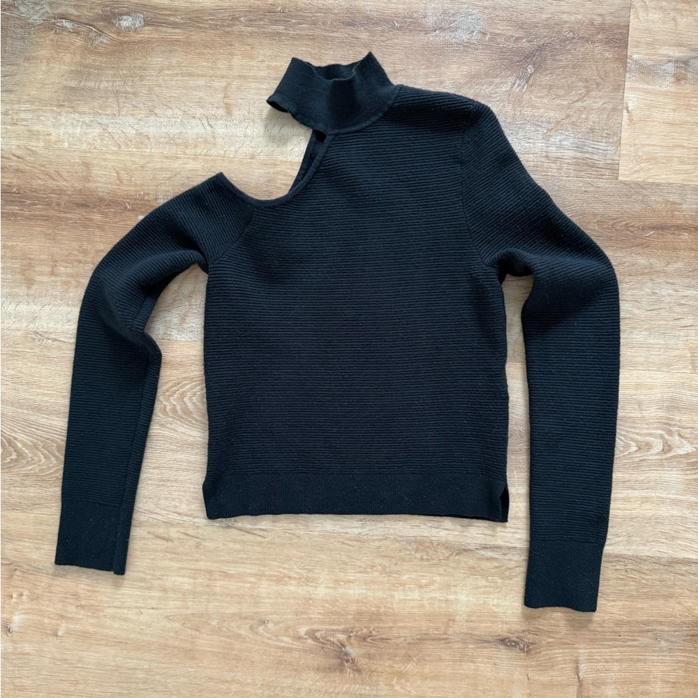 Abercrombie & Fitch Soft Collection Open Shoulder Turtleneck Sweater